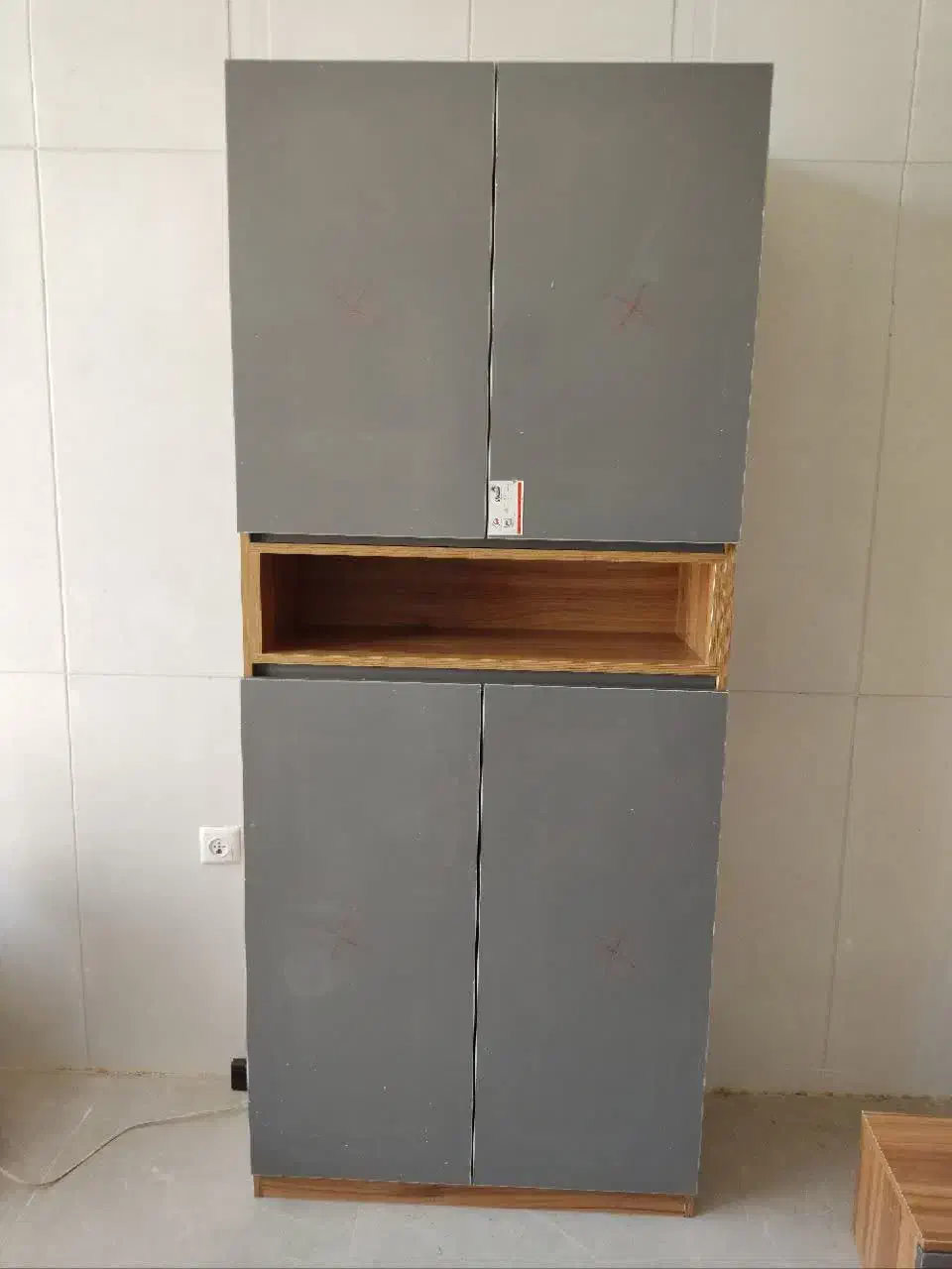 جاکفشی|جاکفشی، کمد، دراور|شاهین‌شهر, خانه کارگر|دیوار