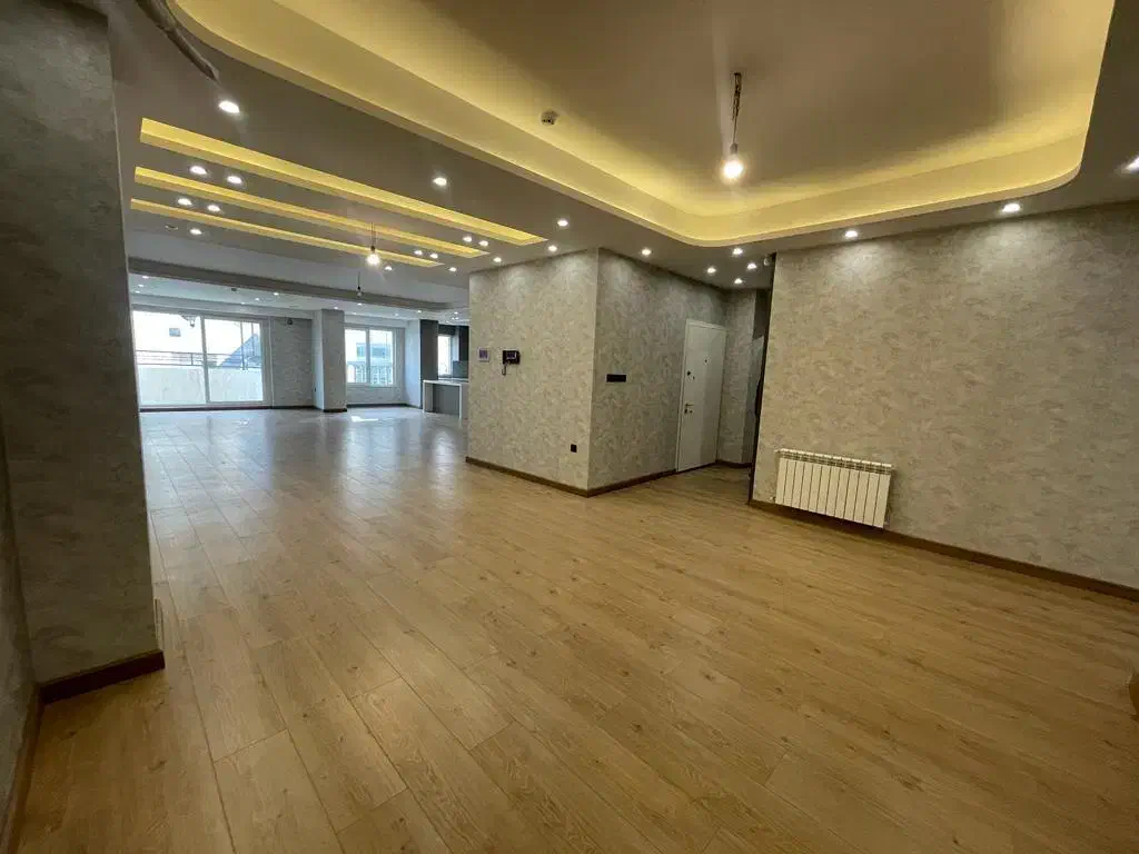 ۳خوابه تک واحدی ۲پارکینگه خیابان ۹۸|اجارهٔ آپارتمان|رشت, گلسار|دیوار