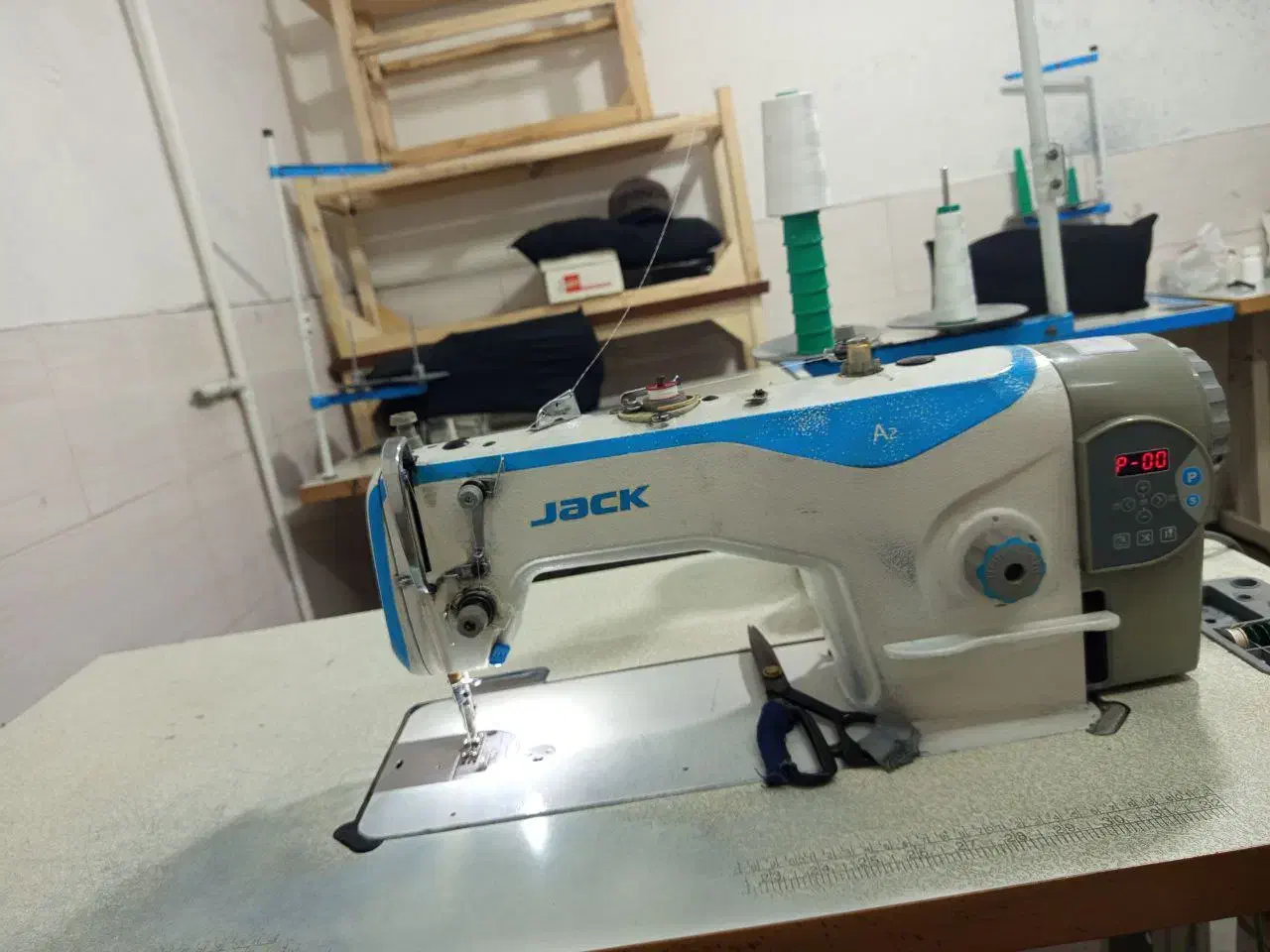 چرخ خیاطی جک راسته A2 A4 و نیمکت|چرخ خیاطی و ریسندگی|تهران, بیسیم|دیوار