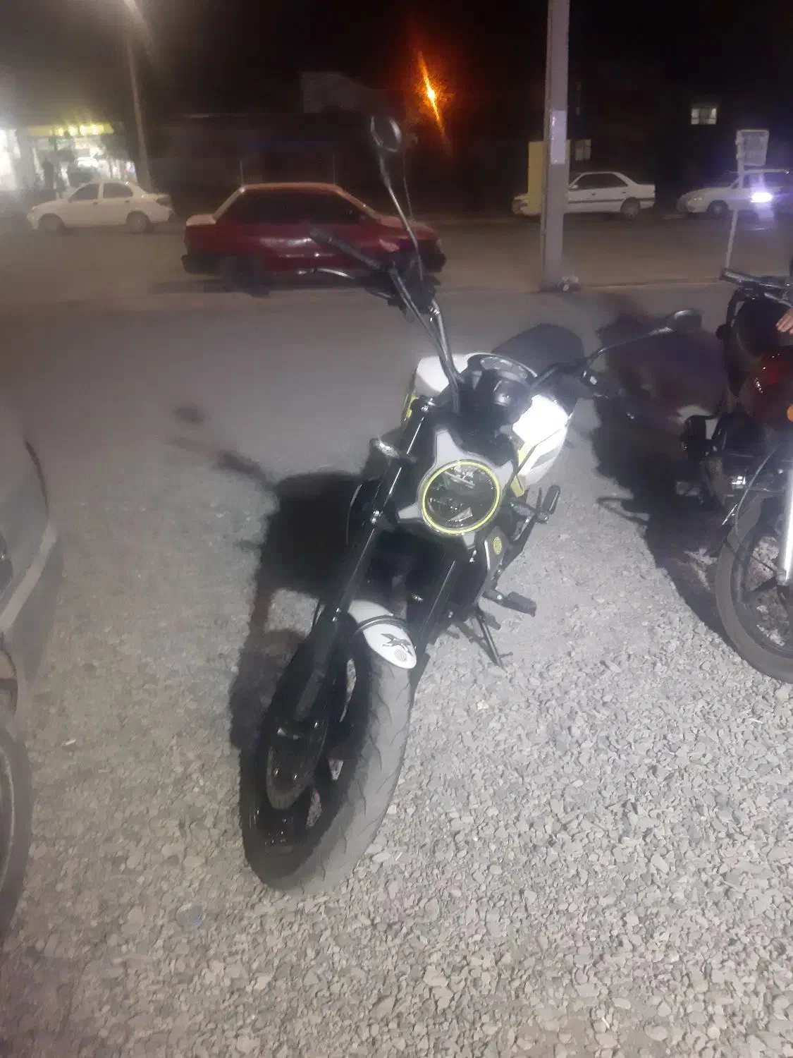 موتور بنلی کی وی ۲۵۰|موتورسیکلت|سبزوار, توحیدشهر|دیوار