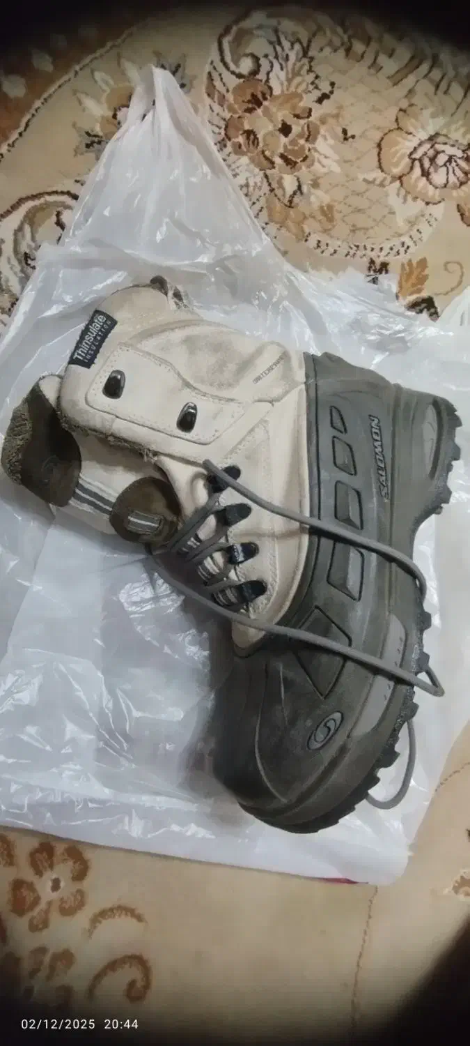 پوتین سالامون سالم|کیف، کفش، کمربند|اردبیل, |دیوار