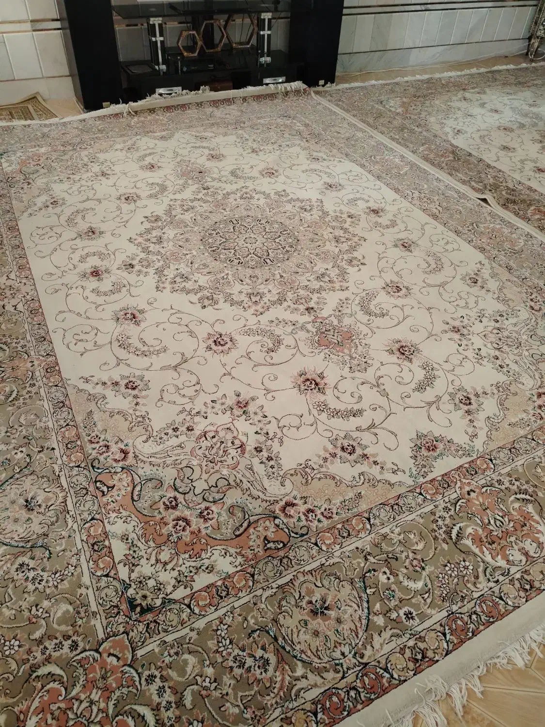 قالی|فرش|نجف‌آباد, فاز ۲ شهرک آزادگان|دیوار