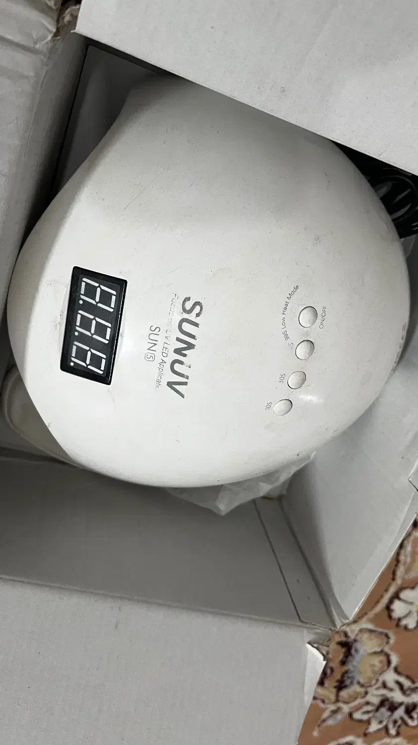 صندلی ،دستگاه ایربراش،دستگاه یووی ،پارافین تراپی|آرایشی، بهداشتی، درمانی|گرگان, |دیوار