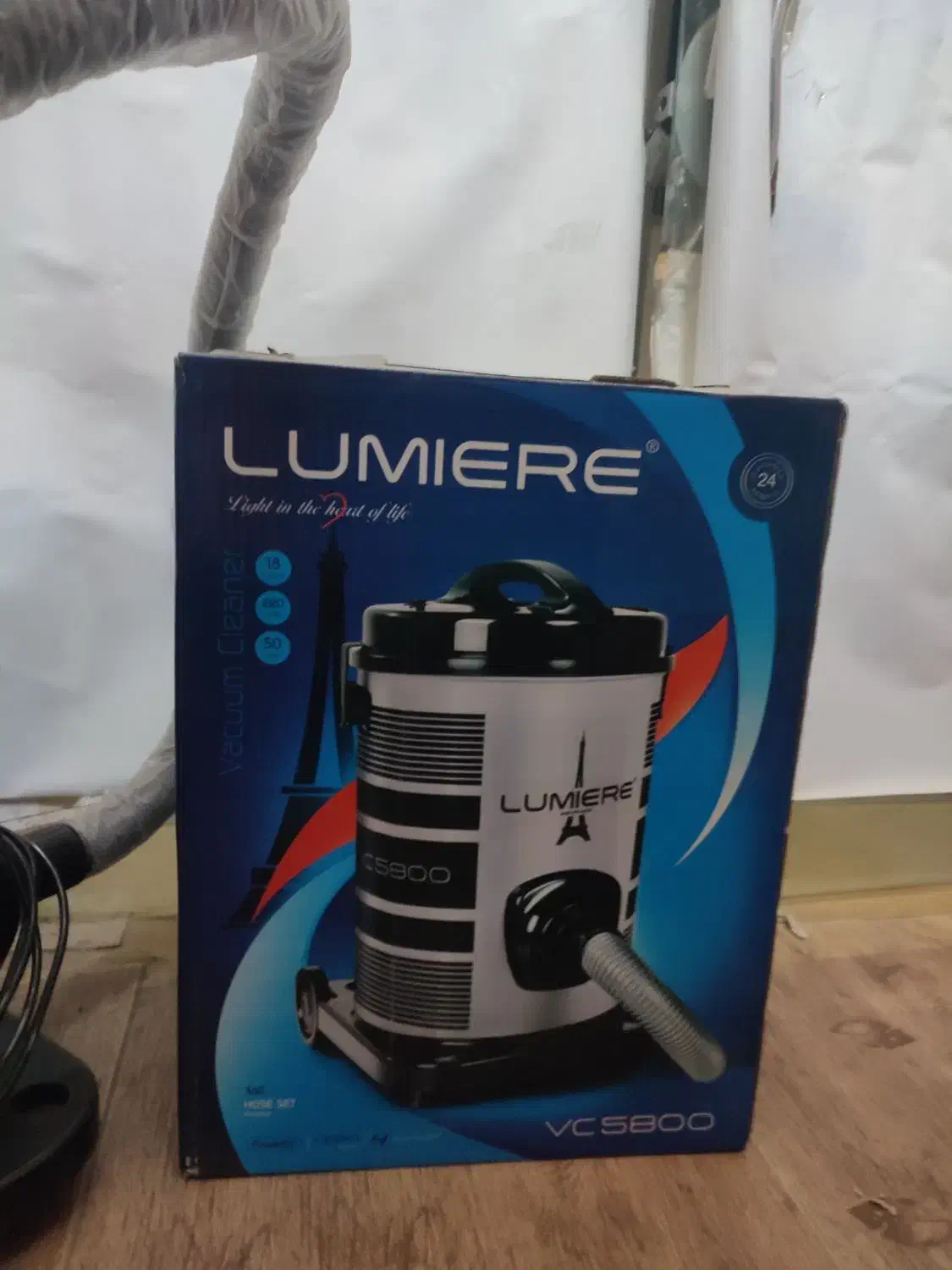 جاروبرقی کاملا نو چند بار استفاده شده|جاروبرقی، جارو شارژی، بخارشو|نجفآباد, امام خمینی|دیوار