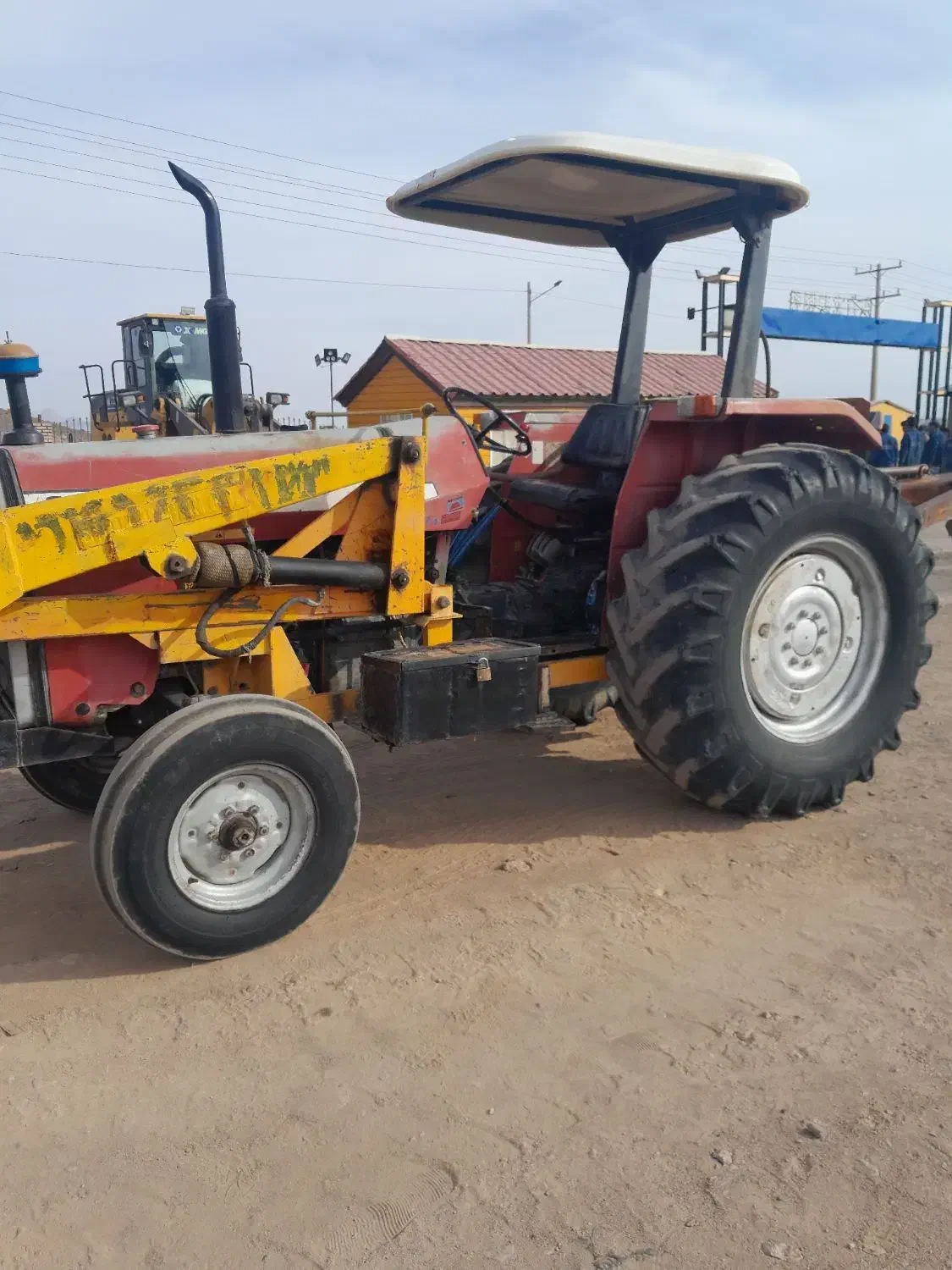 تراکتور مدل۸۶ سالم موتور پلمپ وگیربگس|خودرو سنگین|بیرجند, |دیوار