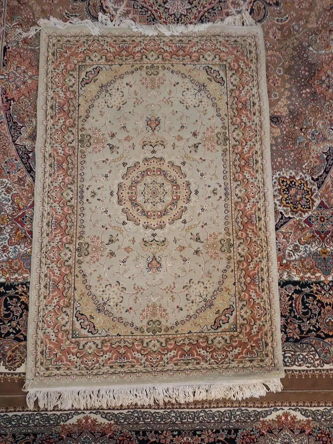 فرش ماشینی|فرش|ساوه, |دیوار