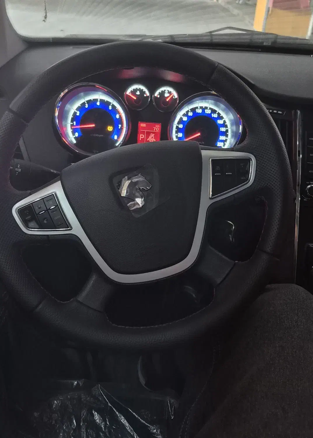 دنا اتومات ۴۰۲ صفر|خودرو سواری و وانت|شیراز, ریشمک|دیوار