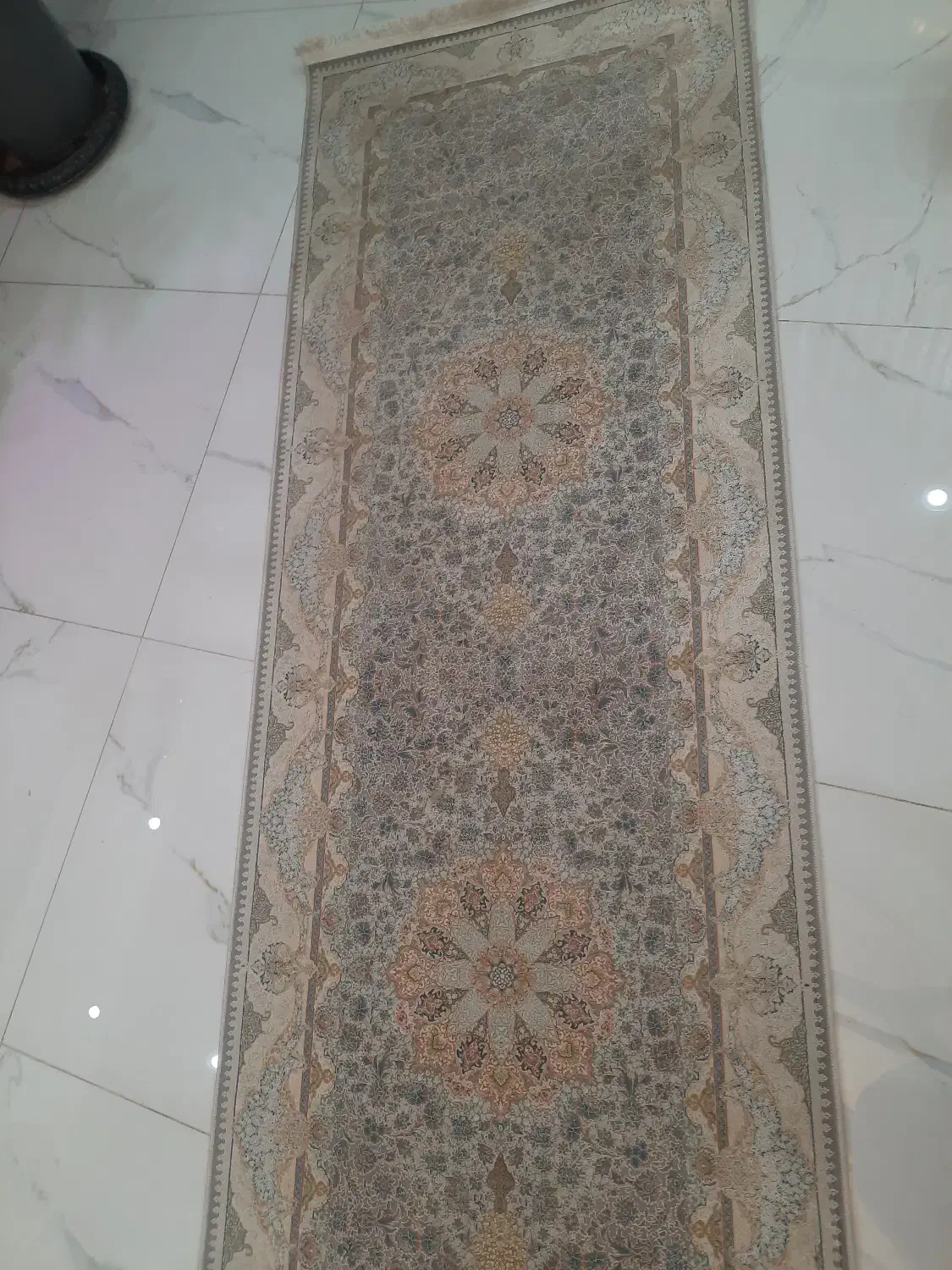 یک جفت ۶ متری و یک کناره ۴ متری|فرش|شیراز, غدیر جنوبی|دیوار