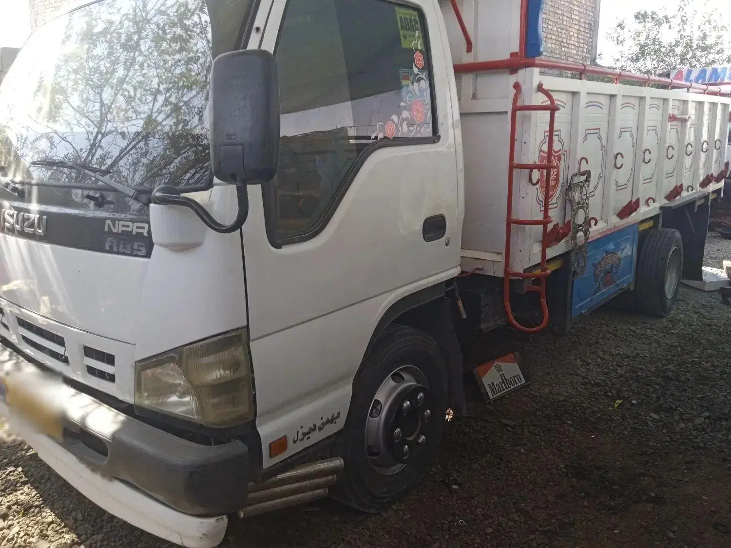 ایسوزو شش تن|خودرو سنگین|ابرکوه, |دیوار