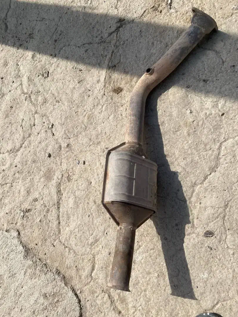 خاک و خرید کاتالیزور قیمت بالا|خدمات موتور و ماشین|ایرانشهر, |دیوار