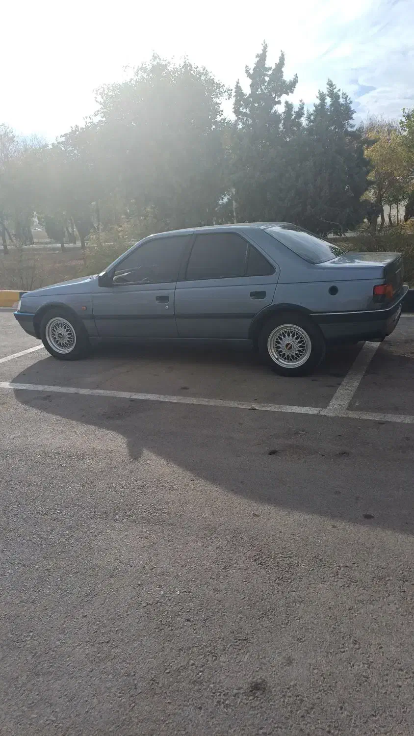 پژو ۴۰۵ مدل ۸۲ انژکتور|خودرو سواری و وانت|شاهین‌شهر, سعدی جنوبی|دیوار