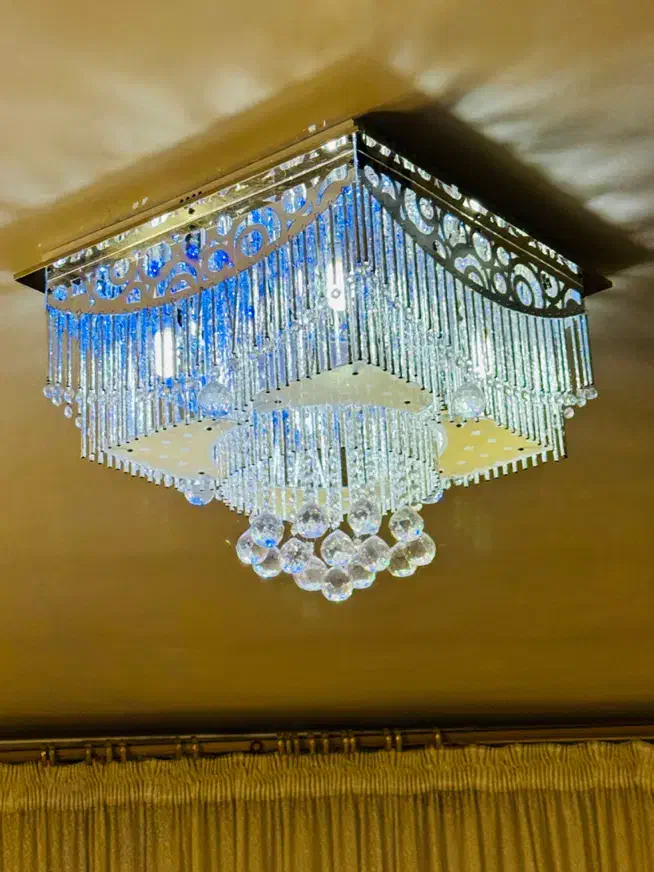 ۲ عدد لوستر|لوستر و چراغ آویز|سمنان, |دیوار