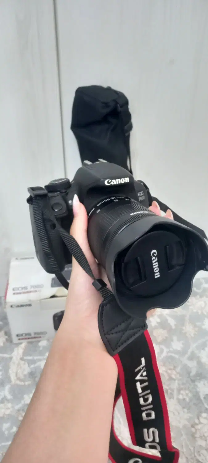 دوربینCanon700dکاملا سالمدرحدآکبند+پکیجکامل|دوربین عکاسی و فیلمبرداری|تهران, شادآباد|دیوار