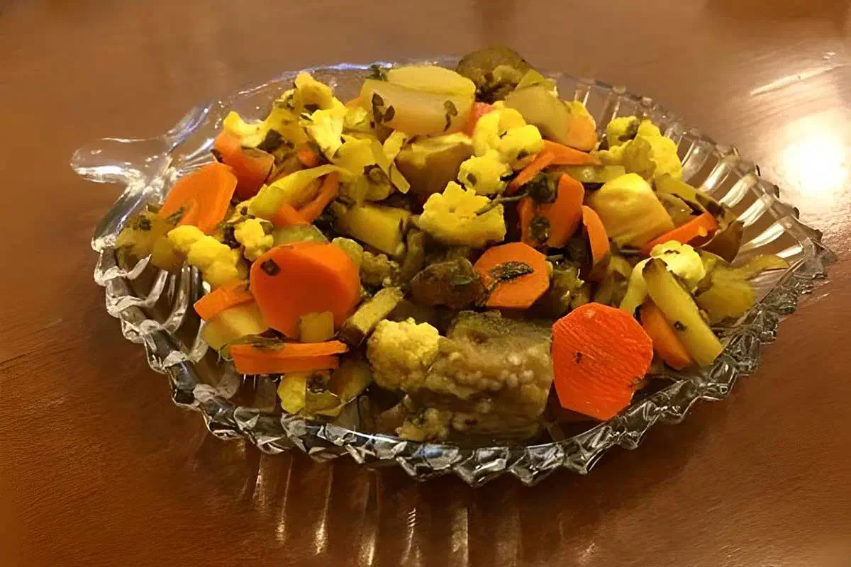 ترشی خانگی|خوردنی و آشامیدنی|کوهپایه, |دیوار