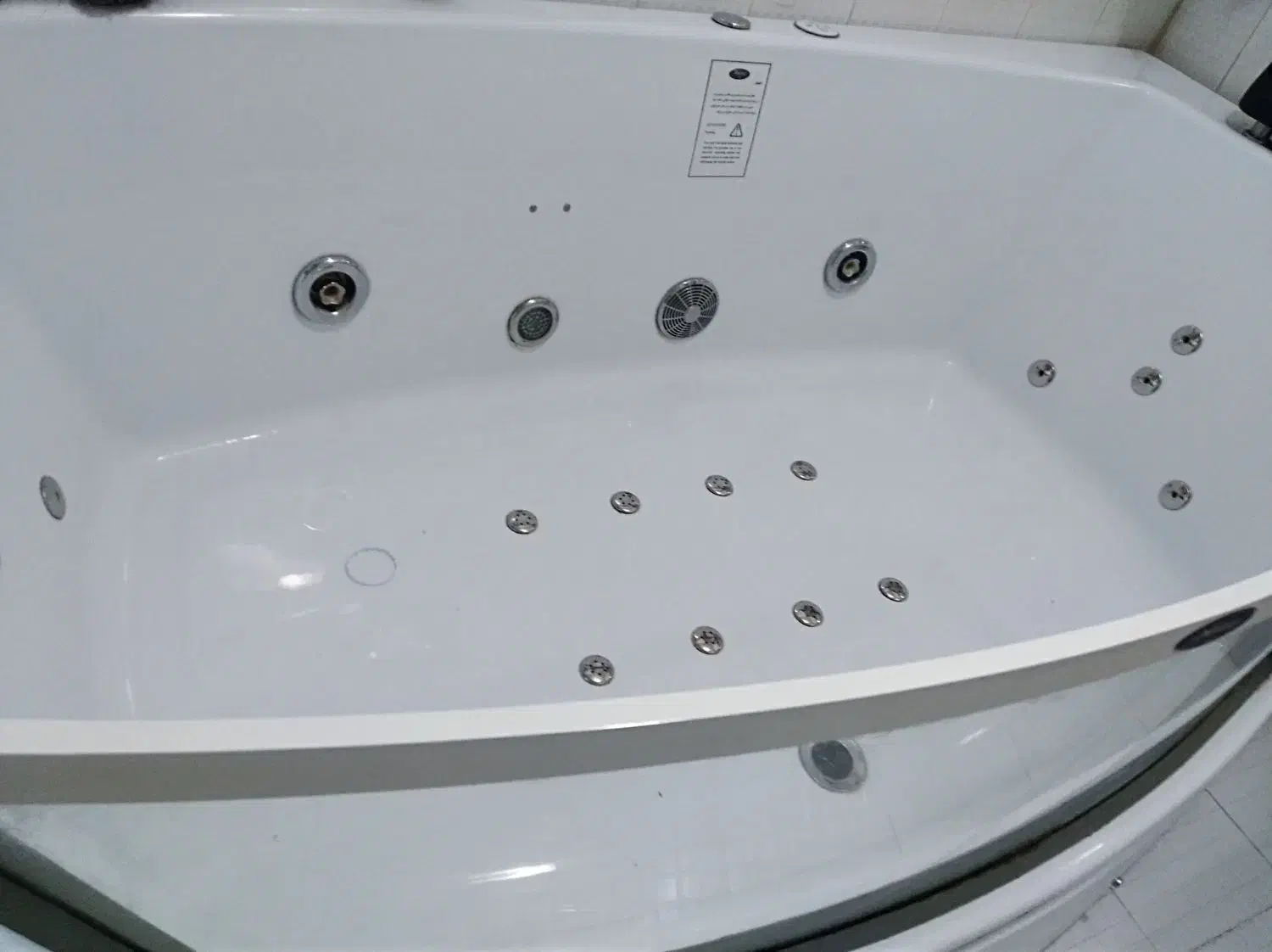 جکوزی|لوازم حمام|نیشابور, دارایی|دیوار