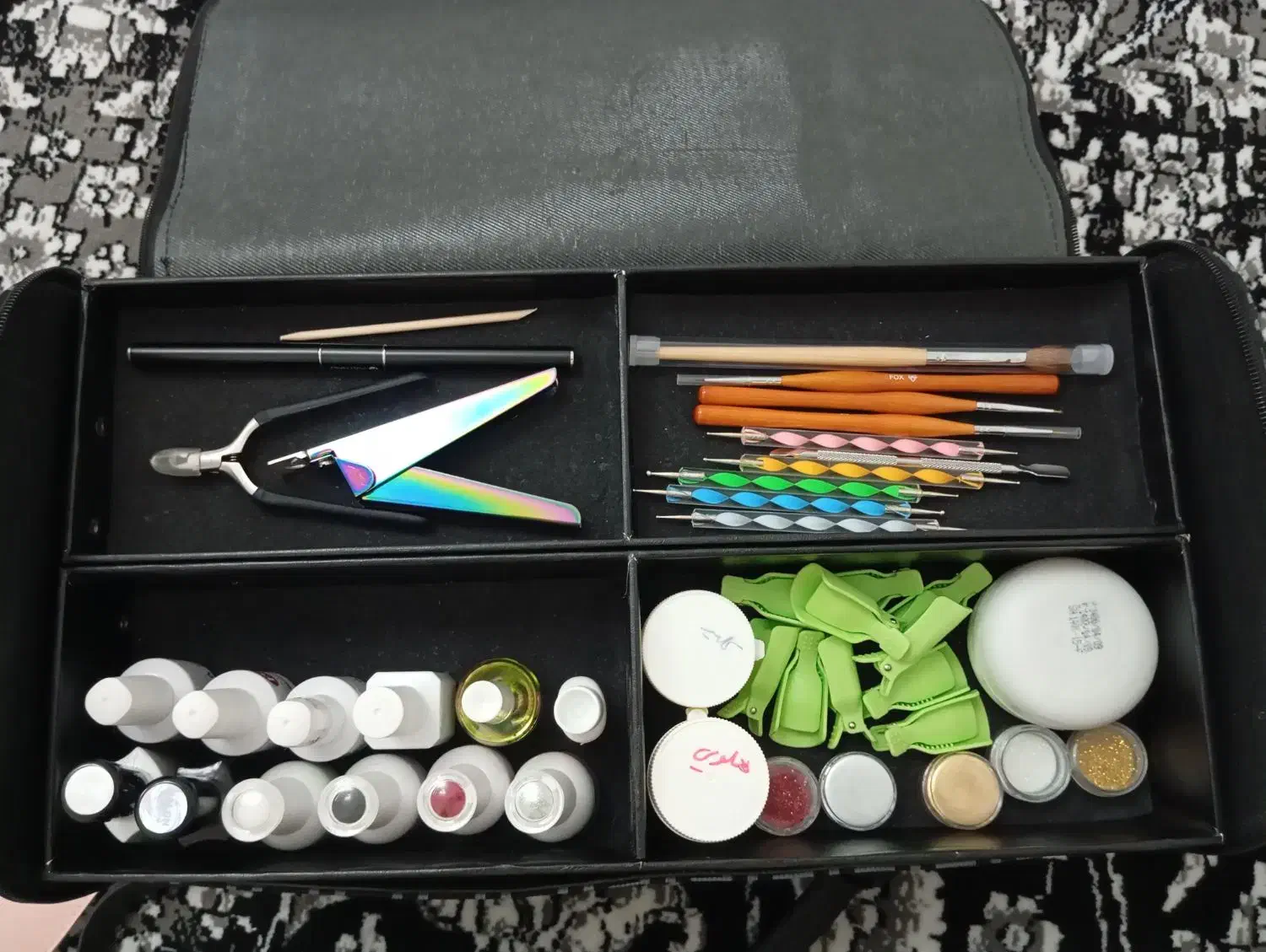 وسایل کاشت ناخن|آرایشگاه و سالنهای زیبایی|خرمآباد, |دیوار