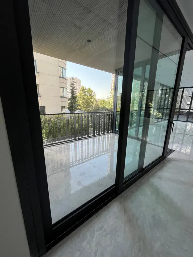 ۲۵۰ متر برج باغ برند فرشته