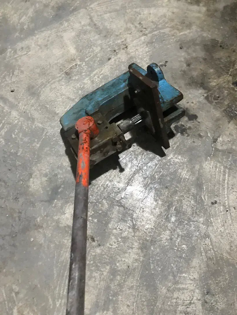 پرس دستی سالم ۸ و ۲۵ کیلویی|ابزارآلات|شال, |دیوار