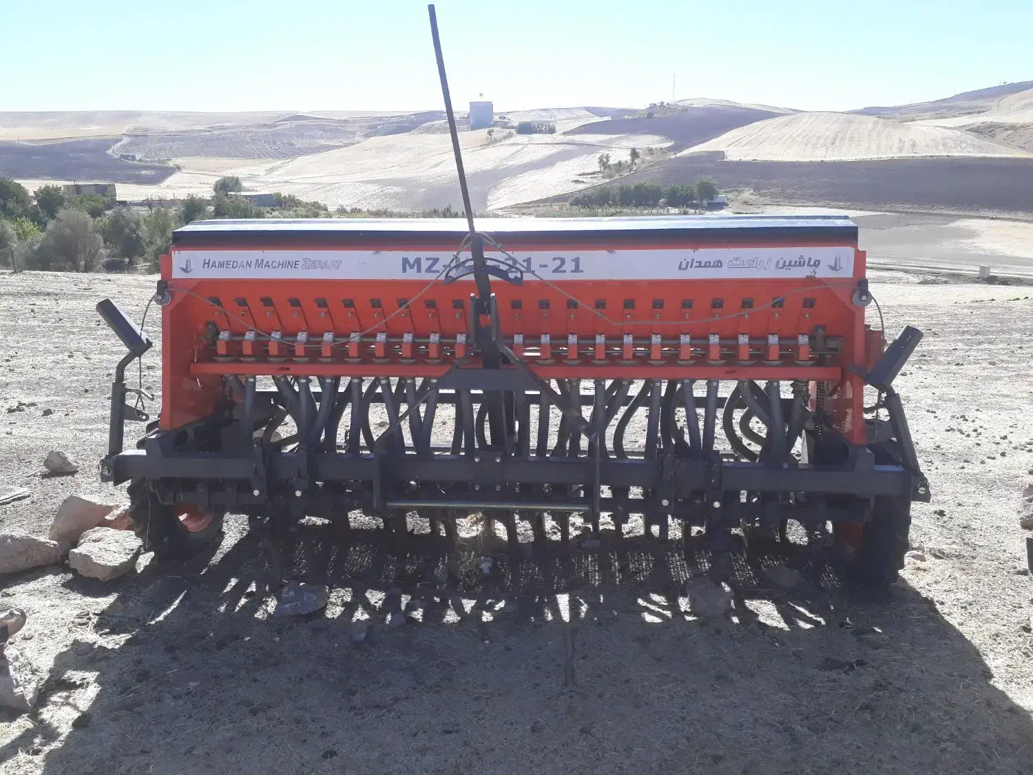 بذرکارردیفکار۳ مخزن ۲۱ردیفه ماشین زراعت همدان|ماشینآلات صنعتی|جوانرود, |دیوار