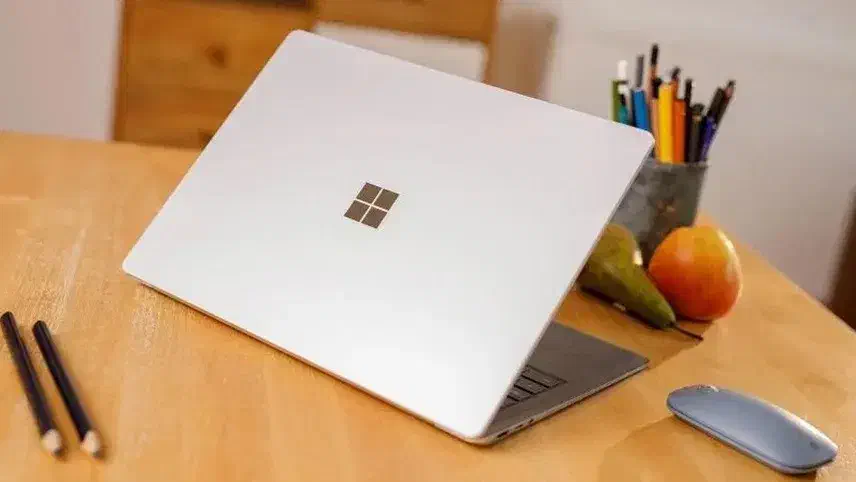 لپتاپ سورفیس i7 نسل ۱۰ رم ۱۶|رایانه همراه|شهرکرد, |دیوار