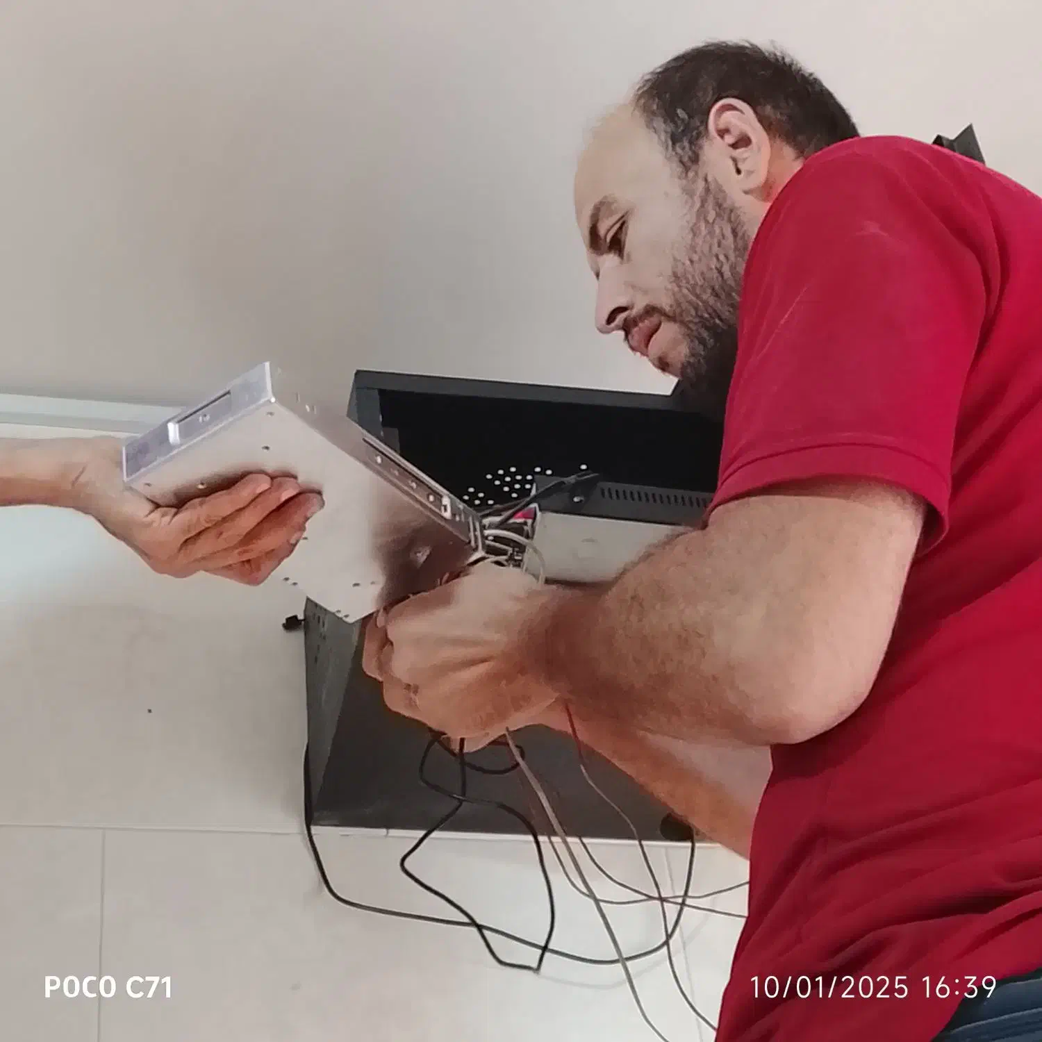 نصب تخصصی دوربین مداربسته و دزدگیر|خدمات پیشه و مهارت|محمدشهر, محمدشهر|دیوار