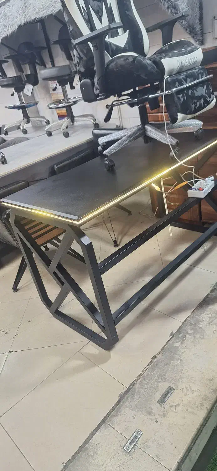 میز گیمینگ|میز تحریر و کامپیوتر|تهران, الهیه|دیوار