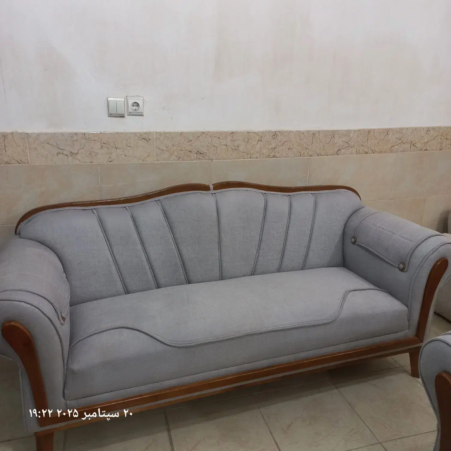 مبل‌ولیعصر|مبلمان خانگی و میز عسلی|تربت جام, امام|دیوار