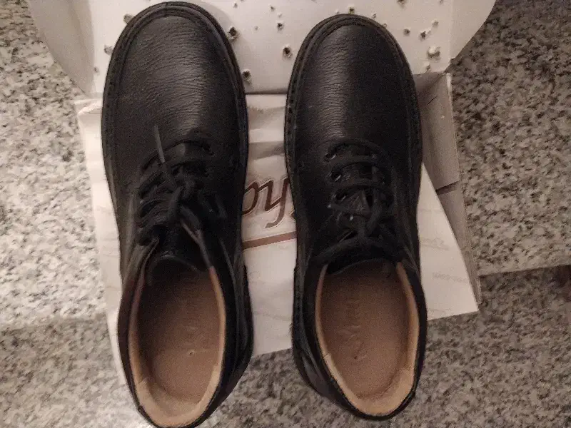 کفش چرم|کیف، کفش، کمربند|لنجان, |دیوار