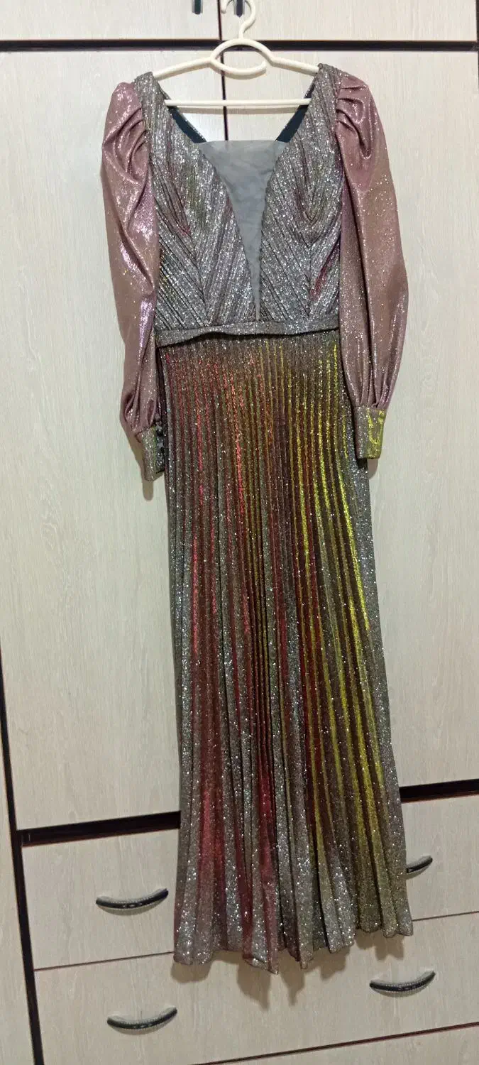 لباس شیک در حد نو|لباس|یاسوج, |دیوار