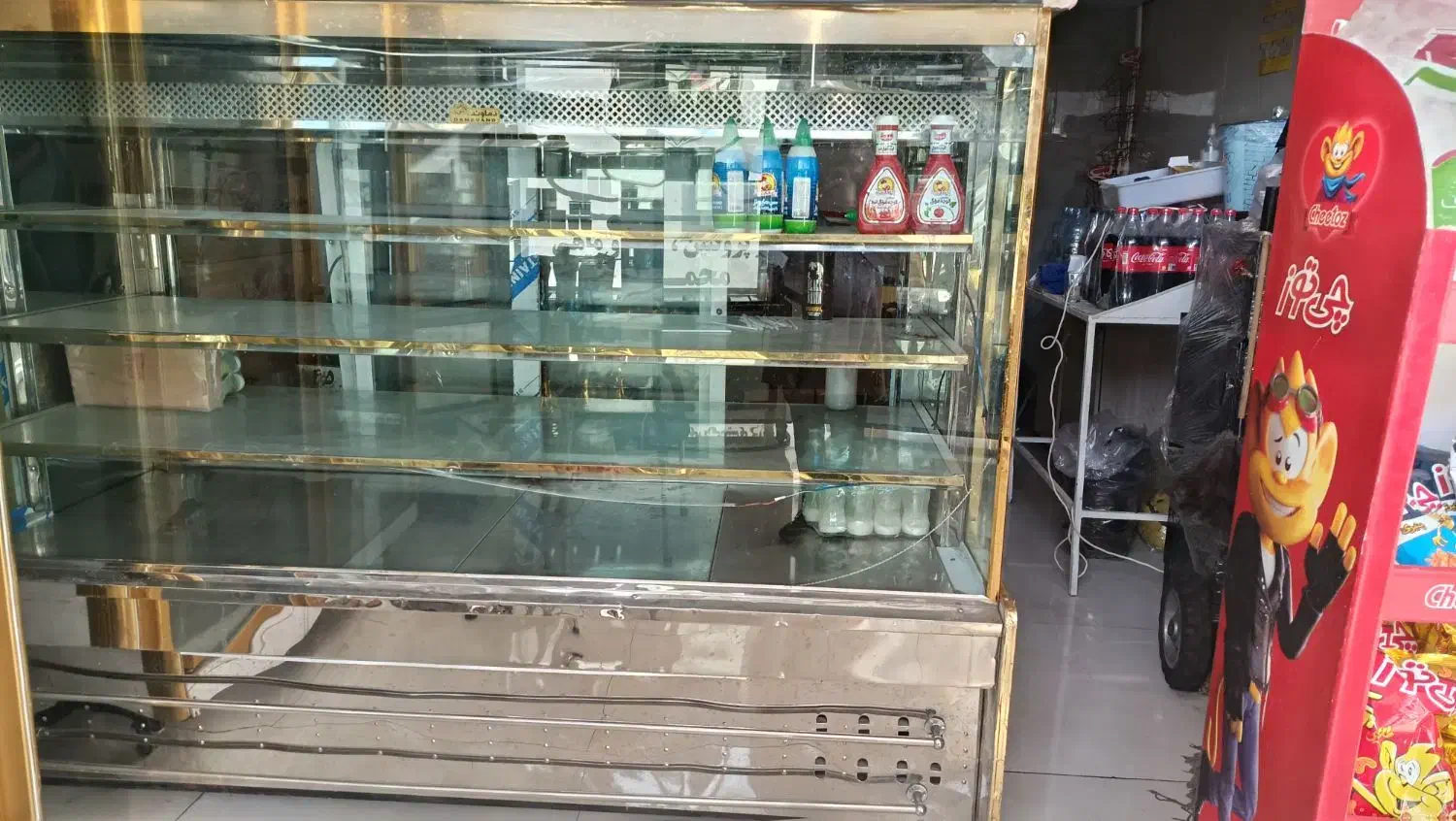 یخچال اکواریومی فر ساندویجی موتور ۲۰۰|کافیشاپ و رستوران|مرند, |دیوار