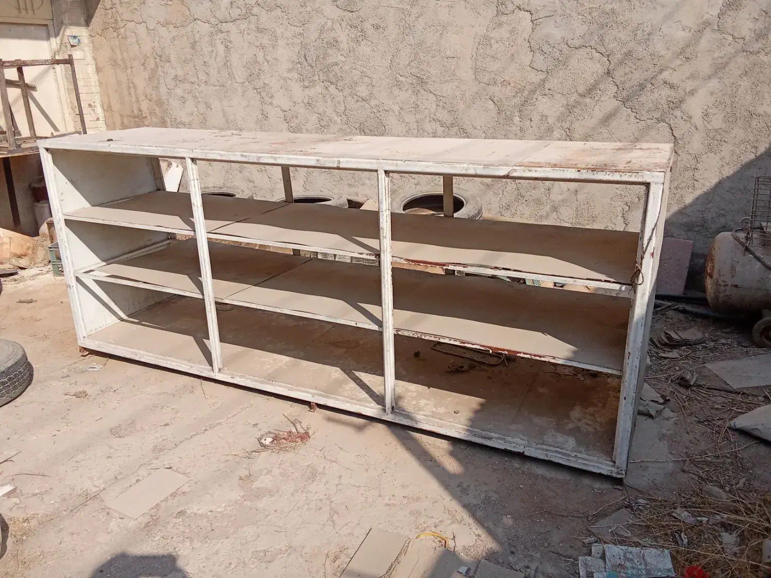 ویترین اهنی|بوفه، ویترین، کنسول|امیدیه, |دیوار