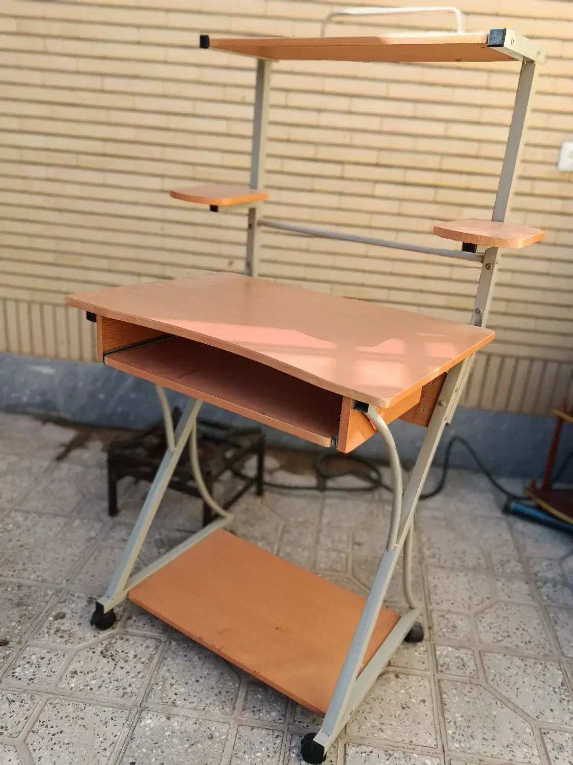 میز تحریر ،استند چوبی|میز تحریر و کامپیوتر|شاهینشهر, بنیاد ازدواج|دیوار