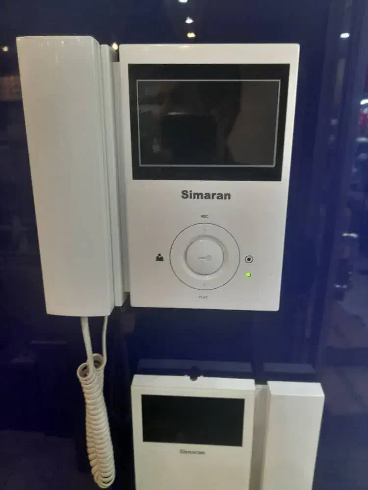 نصب و تعمیر انواع آیفون تصویری|خدمات پیشه و مهارت|تهران, بازار|دیوار