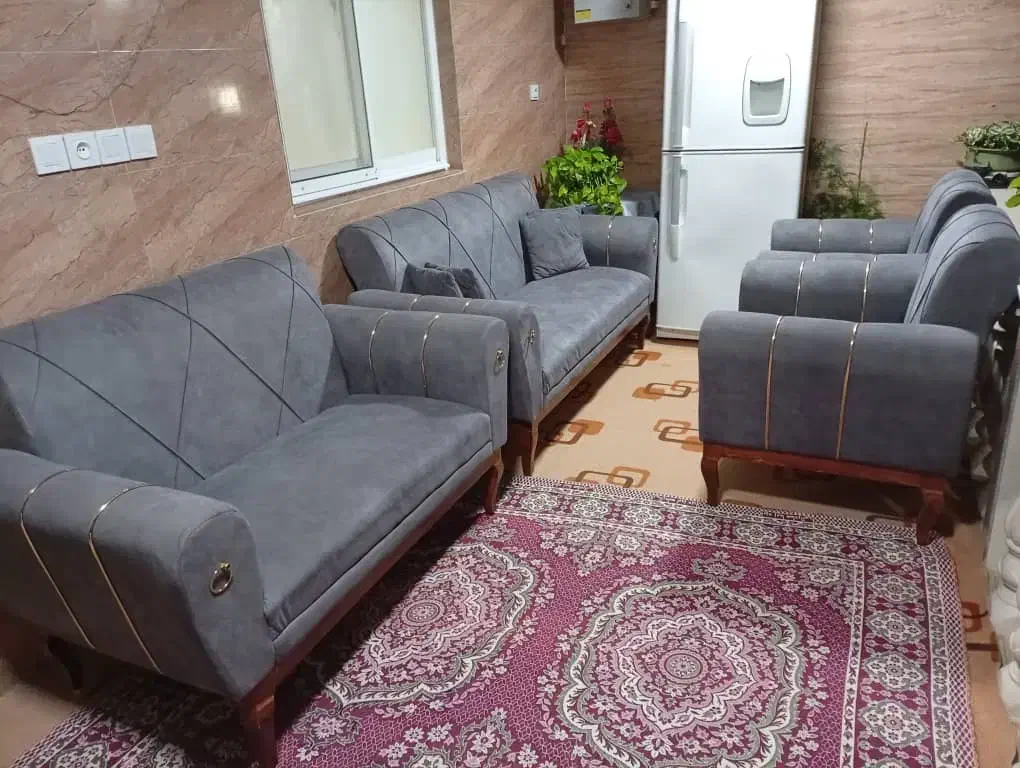 مبل و جلو مبلی و عسلی|مبلمان خانگی و میز عسلی|گوراب زرمیخ, |دیوار