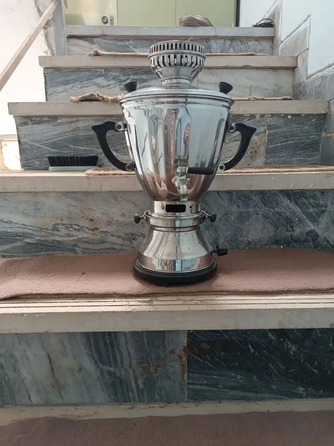 سماور گازی.|سماور، چایساز، قهوهساز|ملایر, |دیوار