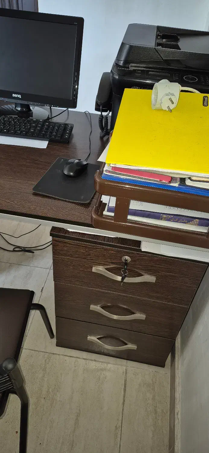 میز تحریر و کامپیوتر|میز تحریر و کامپیوتر|تنکابن, |دیوار