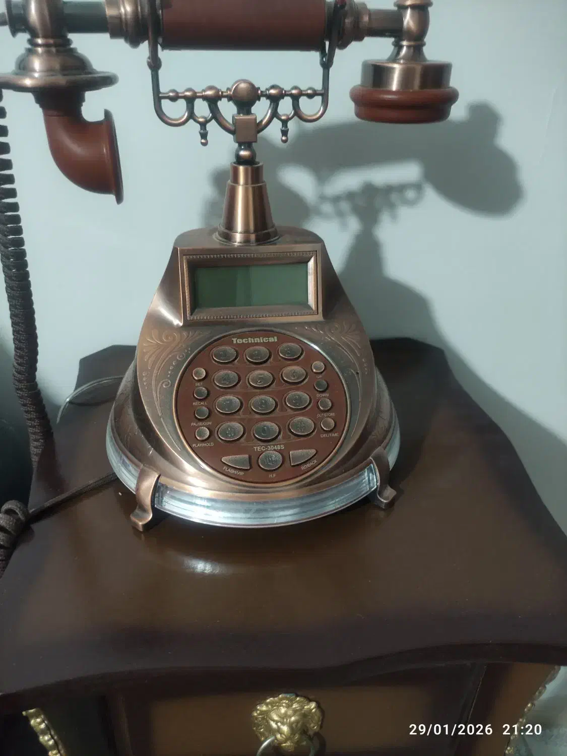 تلفن رو میزی|میز تلفن|همدان, |دیوار