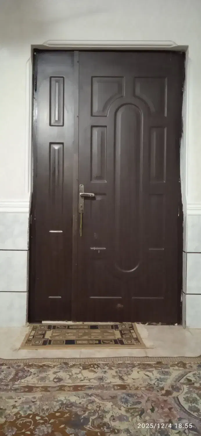 دو عدد در پذیرایی هر دو همین شکل هستن|مصالح و تجهیزات ساختمان|قرق, |دیوار