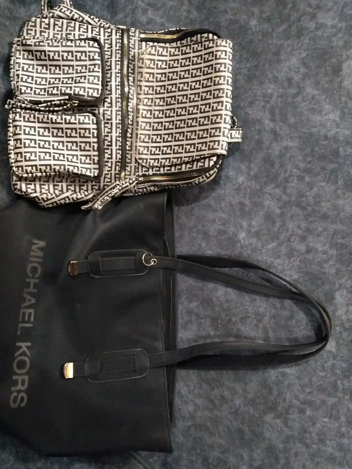 دو عدد کیف زنانه و کوله باهم و جدا|کیف، کفش، کمربند|گرگان, |دیوار