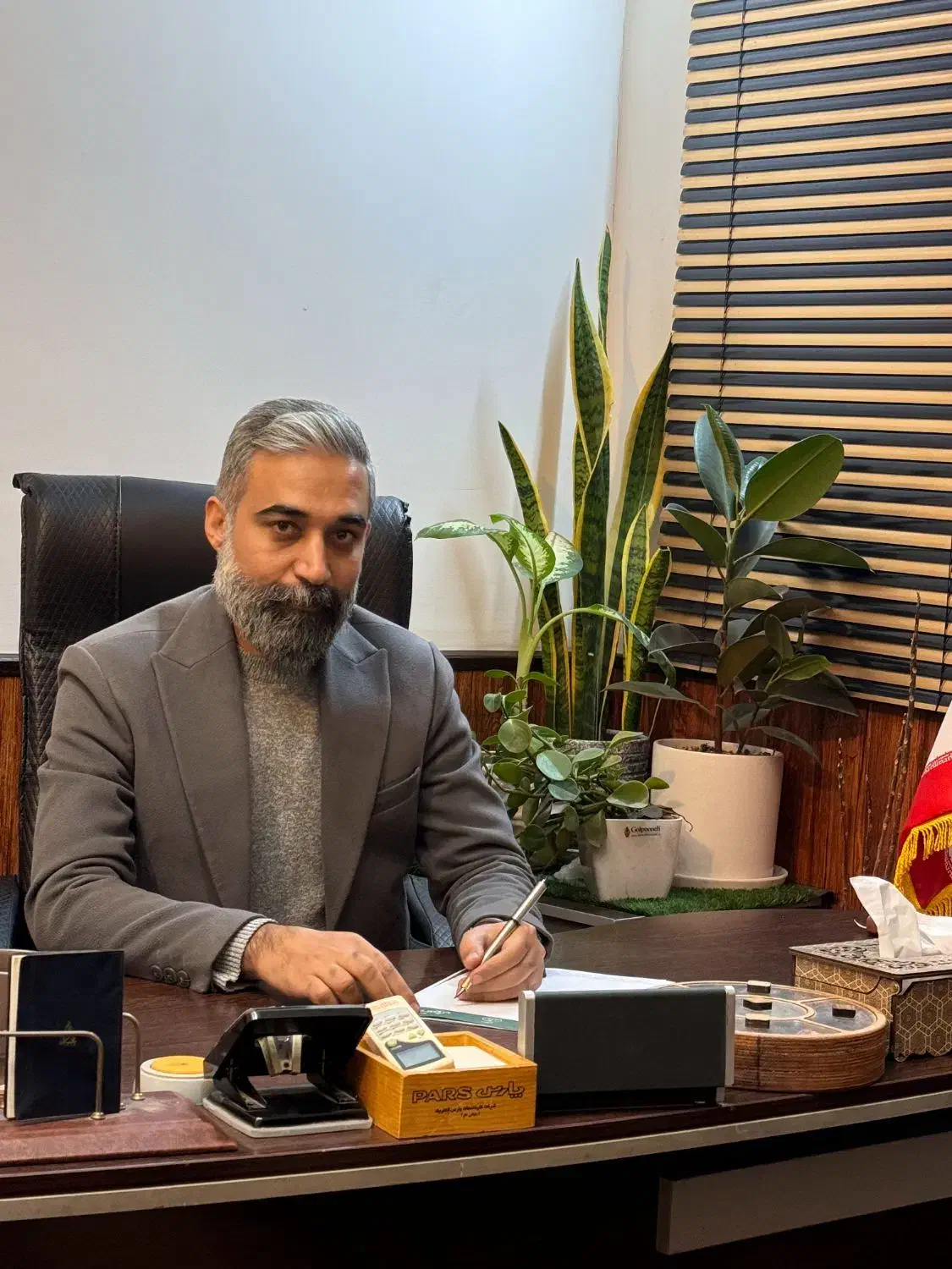 وکالت و مشاوره حقوقی|خدمات مالی، حسابداری، بیمه|تهران, ستارخان|دیوار