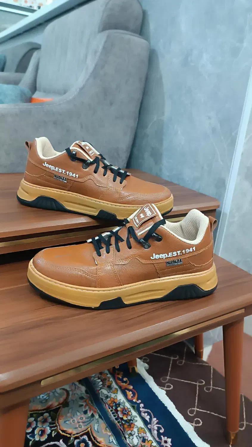 کفش مردانه|کیف، کفش، کمربند|اشتهارد, |دیوار