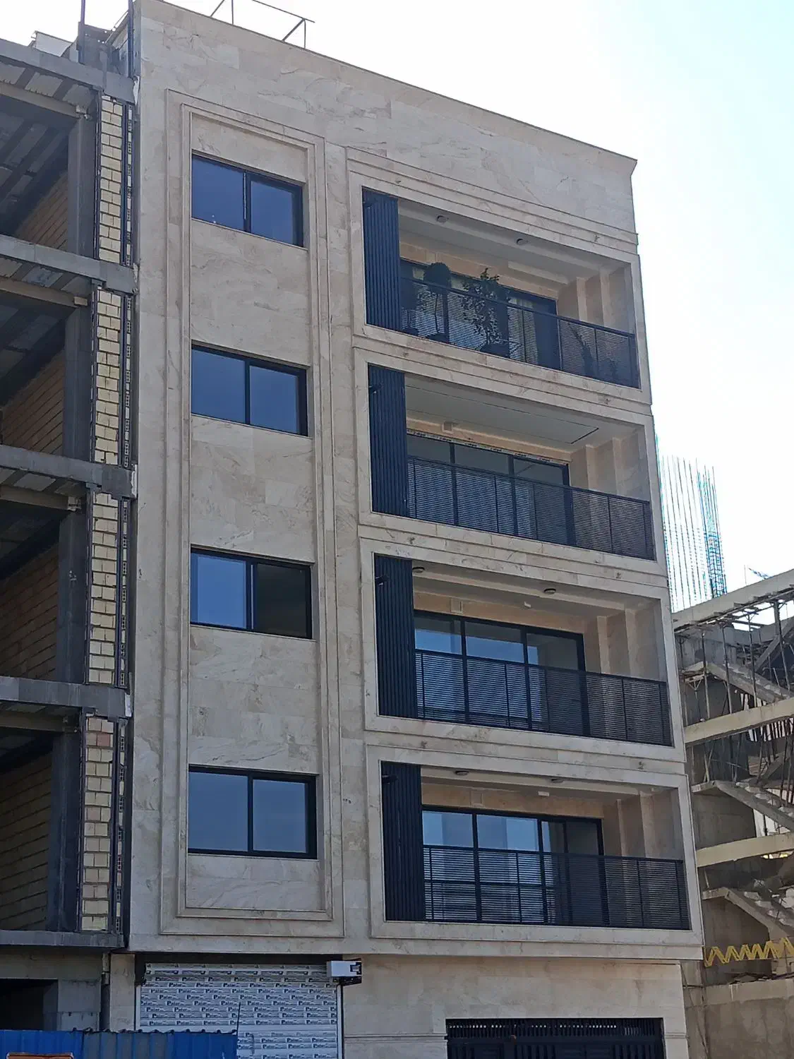 فروش واحد 66متری اداری بر اصلی فدک|فروش دفتر کار، اتاق اداری، مطب|شیراز, شهرک ولیعصر|دیوار