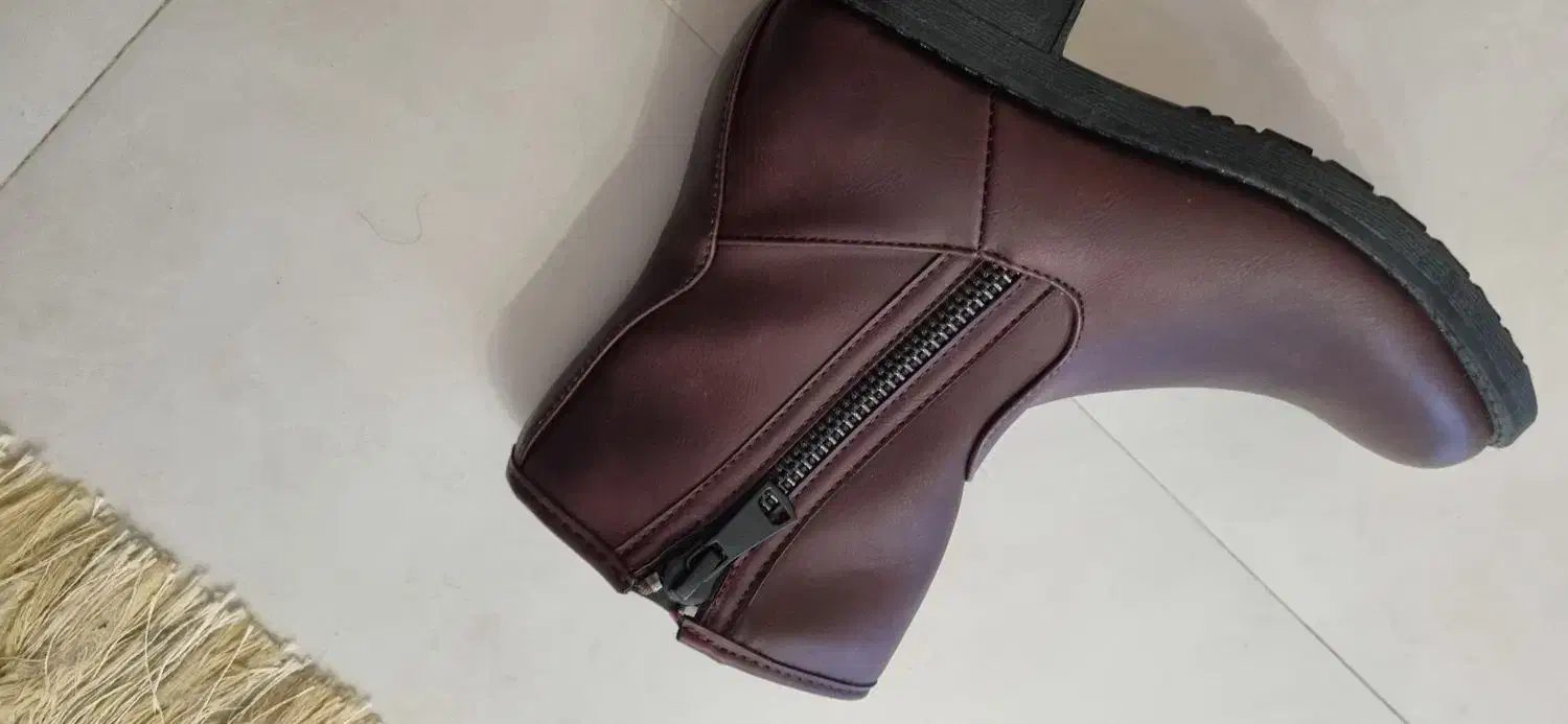 چکمه بوت|کیف، کفش، کمربند|جهرم, |دیوار