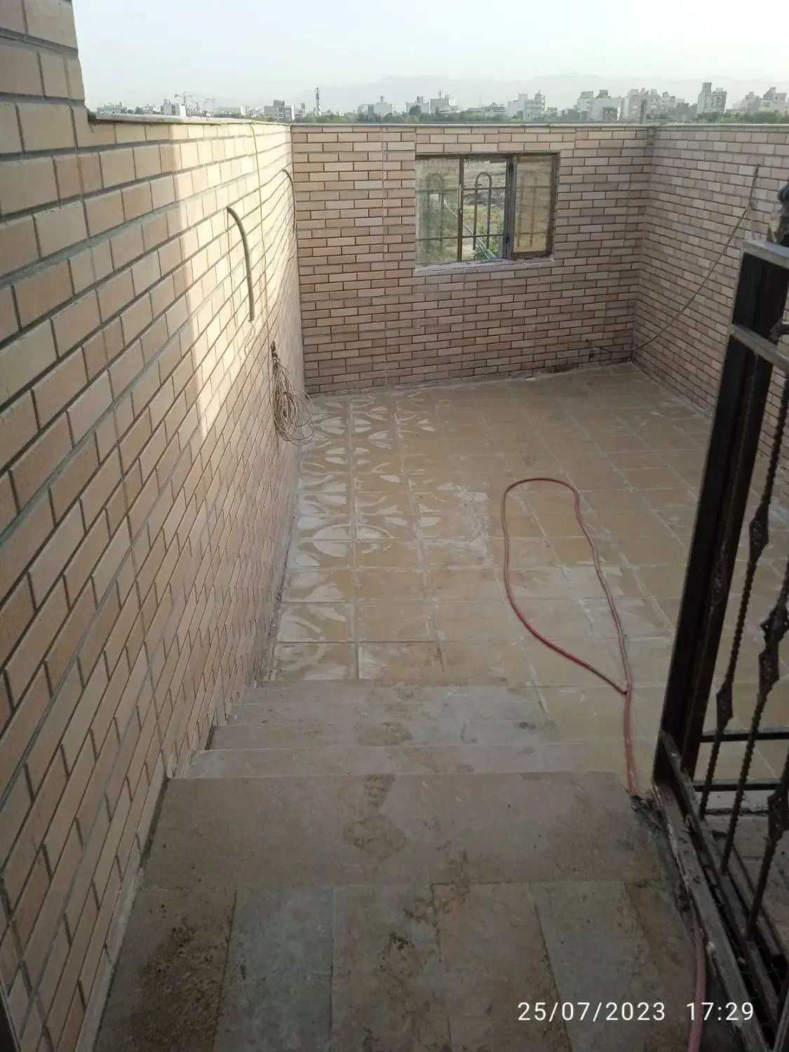 کاشی کاری تمیز وتخصصی|خدمات پیشه و مهارت|مشهد, بهمن|دیوار