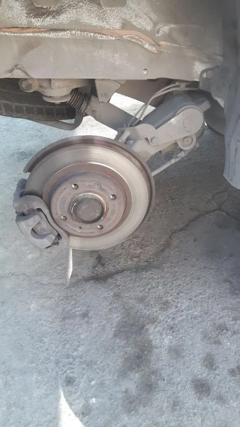 تعمیرگاه زیروبندسازی ملکی|خدمات موتور و ماشین|نجف‌آباد, امام خمینی|دیوار