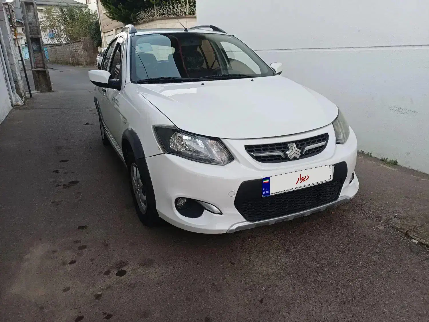 کوییک ۱۴۰۰|خودرو سواری و وانت|بندر انزلی, استادیوم|دیوار