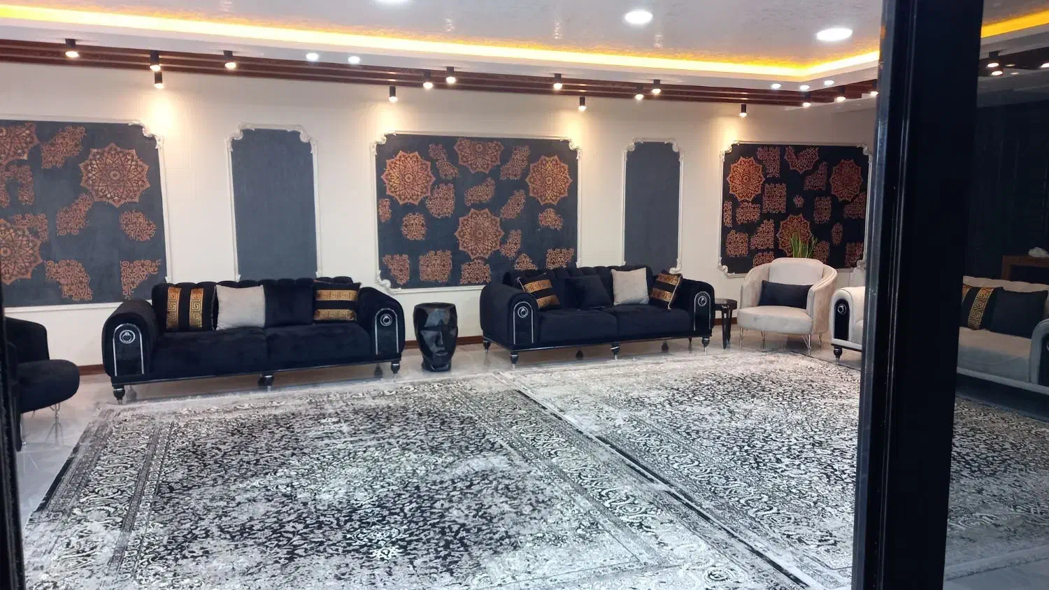 نقاشی ساختمان نقدواقسات|خدمات پیشه و مهارت|اصفهان, رزمندگان|دیوار