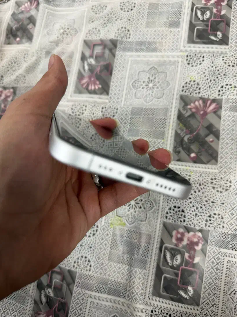 اپل ۱۶نرمال|موبایل|کرمان, |دیوار