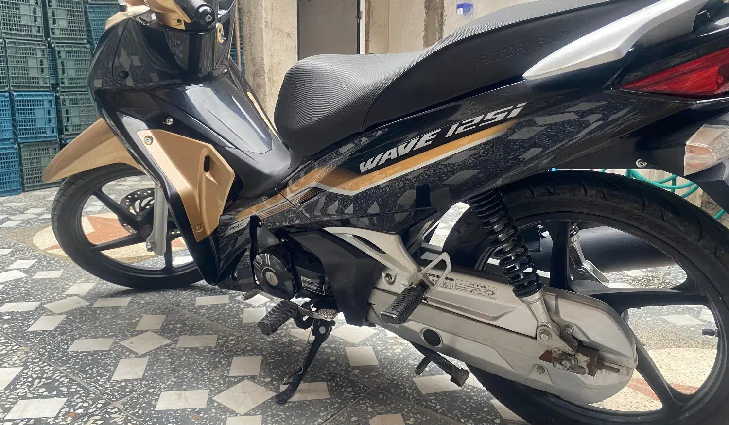 ویو بهرو درحد|موتورسیکلت|بهشهر, |دیوار