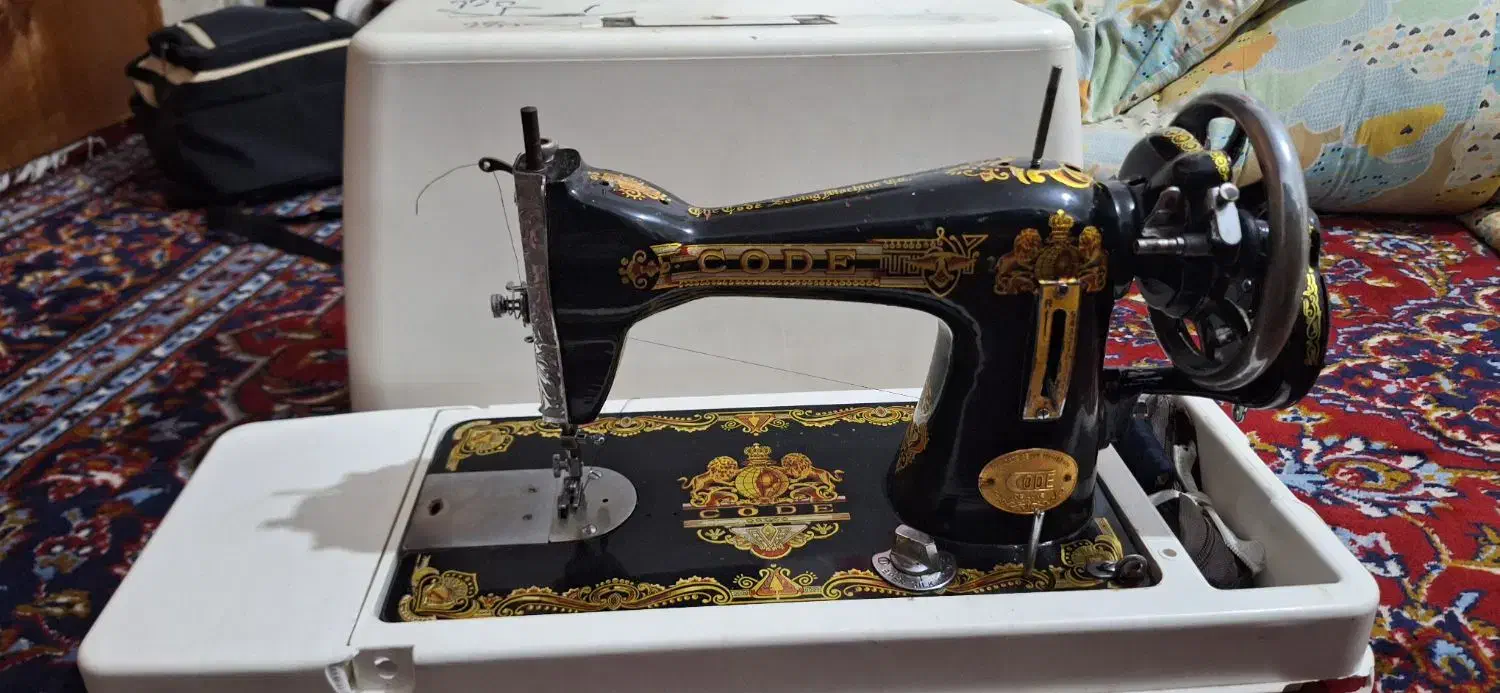 چرخ خیاطی|چرخ خیاطی و ریسندگی|دلیجان, |دیوار